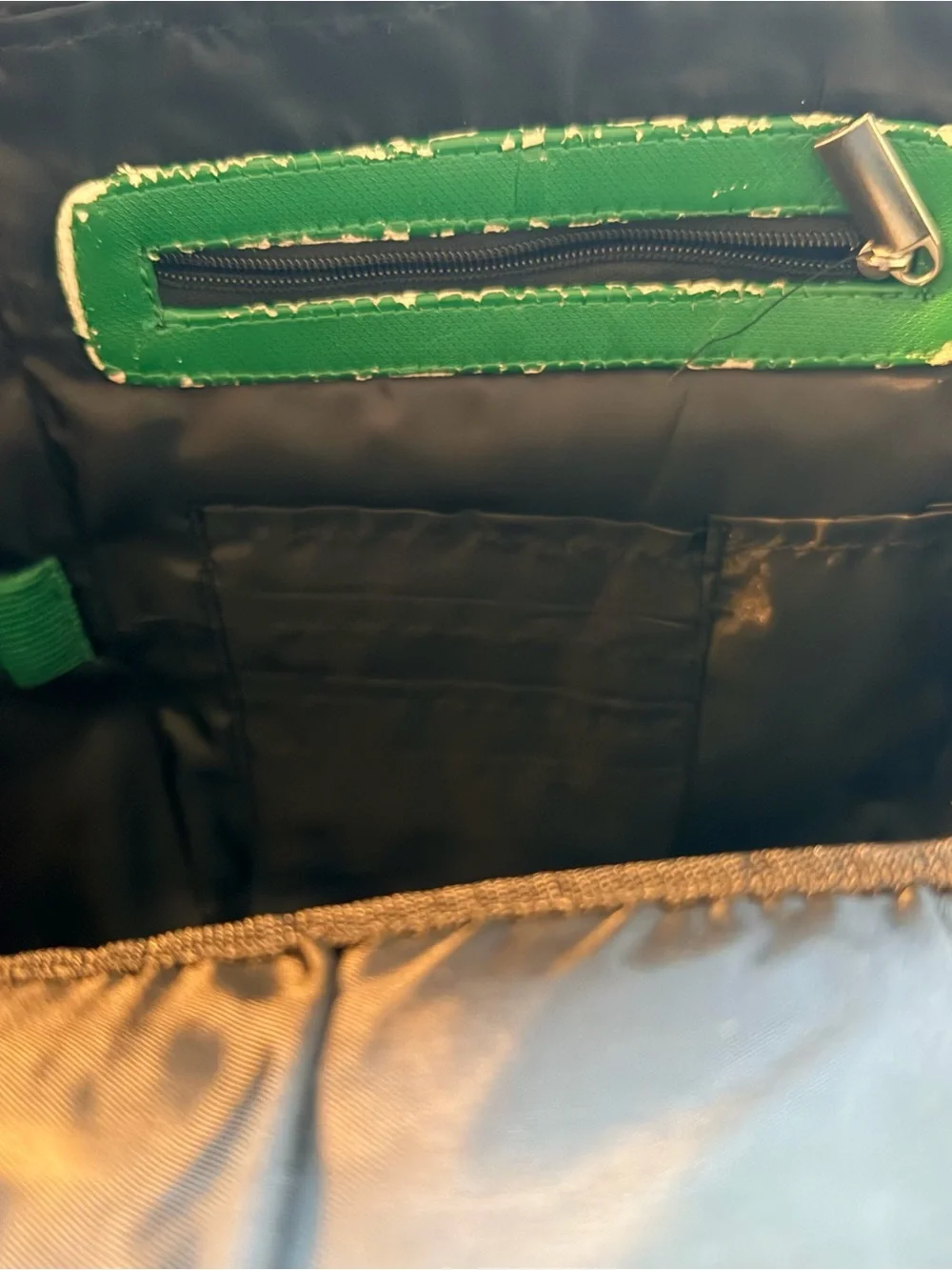 Vintage Lacoste Parfums Men's White and Green Crossbody Bag
